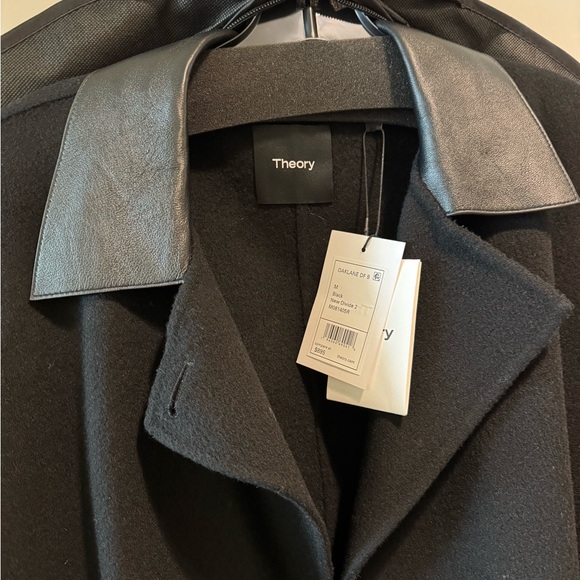 NWT Theory wool/cashmere belted coat with vegan leather collar - Picture 4 of 7